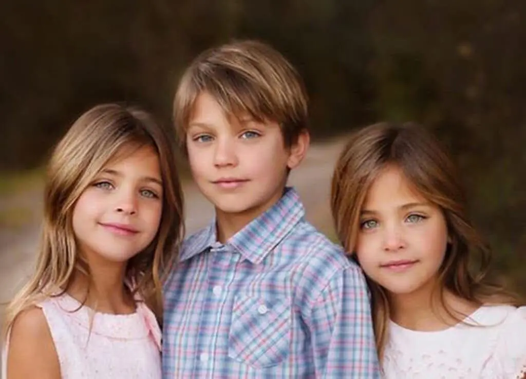 bliźniaczki z bratem