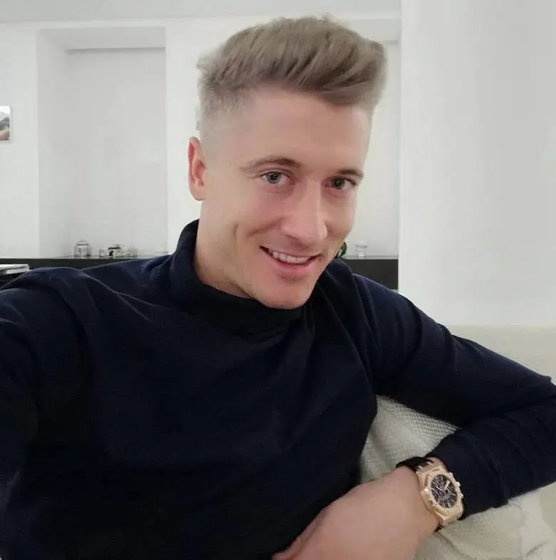 Robert Lewandowski blond włosy
