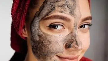 10 pomysłów na domowe maseczki, które zrobisz w kilka minut