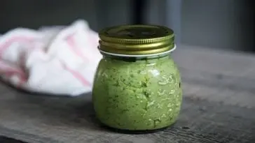 Pesto ze szpinaku.