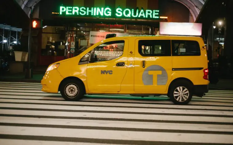 Taxi bagażowe – jakie usługi oferuje? Taxi bagażowe – jakie usługi oferuje?