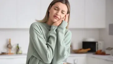 Dlaczego bolą Cię ósemki? Fakty, o których pacjenci często nie wiedzą