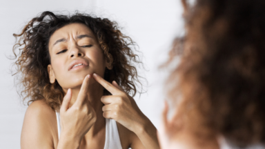 Sennik Wyciskanie Pryszczy: Znaczenie Snu i Interpretacja Symboli