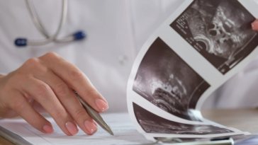 Dobry ginekolog położnik w Poznaniu – kiedy warto umówić wizytę?