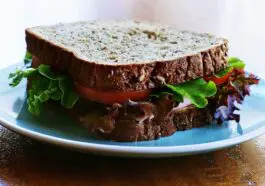 Celiakia: objawy, badania i leczenie. Dlaczego gluten potrafi latami niszczyć jelita
