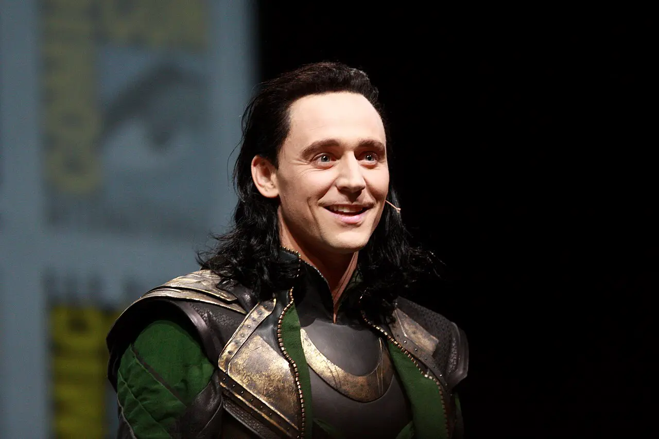 Najlepsze filmy Marvela: ranking według ocen Filmwebu Tom Hiddleston w kostiumie Lokiego na San Diego Comic-Con 2013