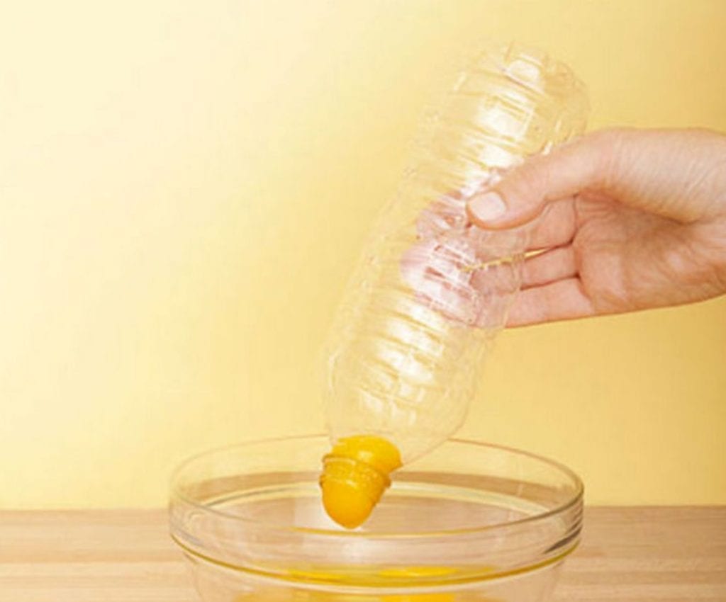 Prawie nikt nie zna ukrytych tajemnic używania tych przedmiotów Plastikowa-butelka-wody