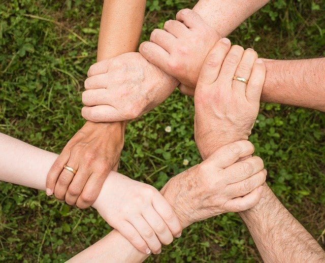 Domowe sposoby na ból w stawach team-spirit-2447163_640-2