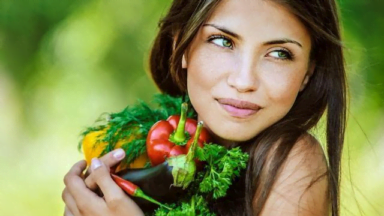 Wpływ diety na wygląd, czyli jak zadbać o skórę od wewnątrz