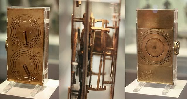 Naukowcy rozwiązali zagadkę sprzed 2000 lat tzw. antycznego komputera Zdjęcia starożytnego komputera, jako muzealnego eksponatu.