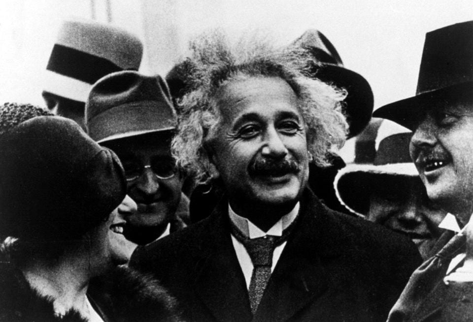 Teoria względności - Albert Einstein.