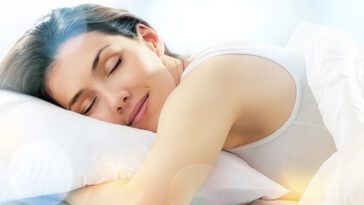 Nie rób tego przed zaśnięciem! 6 zasad zdrowego snu