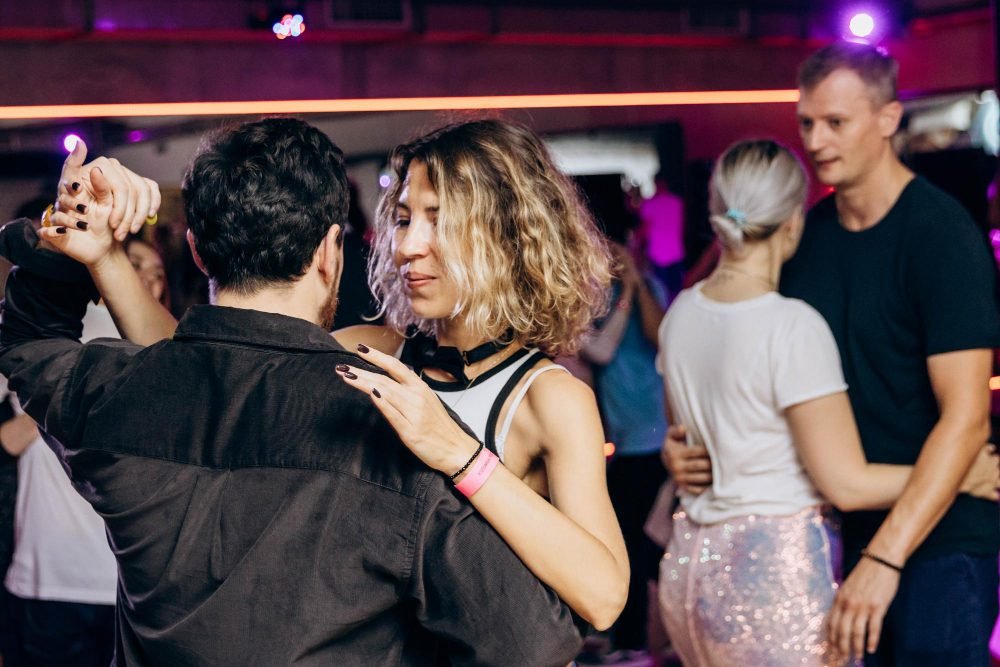 Czym Jest Day Clubbing? – Nowa Moda Na Polskiej Scenie Rozrywkowej Czym Jest Day Clubbing