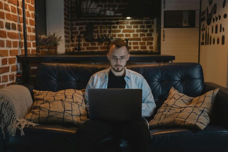 Technologie przyszłości a codzienne życie – jak cyfrowy świat wchodzi do Polski