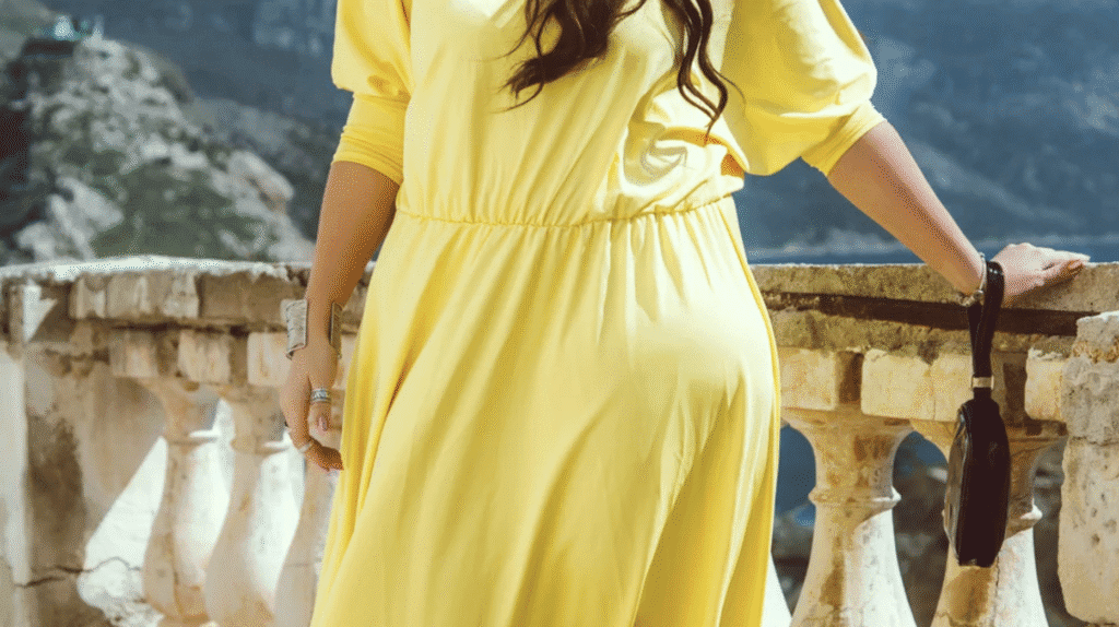 Sukienki wyszczuplające na wesele plus size – jak wybrać idealny fason kroje sukienek plus size