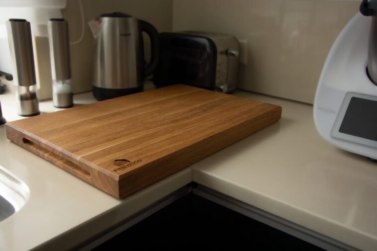 Drewniana deska do krojenia – świetny pomysł na świąteczny prezent Drewniana deska do krojenia – świetny pomysł na świąteczny prezent