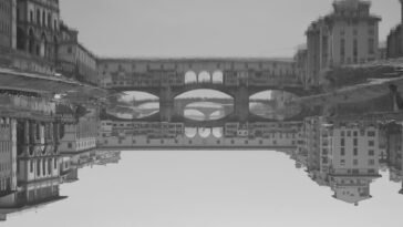Most Ponte Vecchio we Florencji, gdzie od 2026 roku obowiązuje zakaz ogródków restauracyjnych