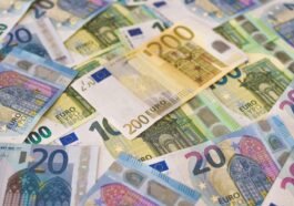 Płacisz gotówką za auto albo remont? Od lipca 2027 pojawi się granica, której nie da się obejść