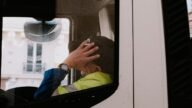 Odchylasz fotel na parkingu i zasypiasz. Zakazu nie ma, ale wystarczy rozstawiony stolik, żeby zrobiło się wykroczenie