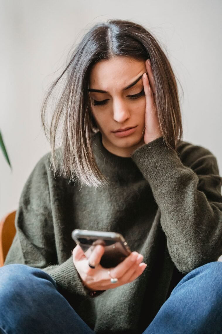 Dzwoni numer z twojego miasta, a w słuchawce jest call center z ofertą. Taki telefon bez twojej zgody jest już nielegalny