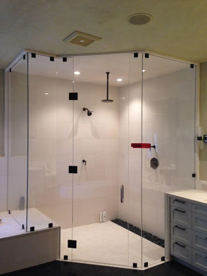 Clean Glass Doors in the Bathroom